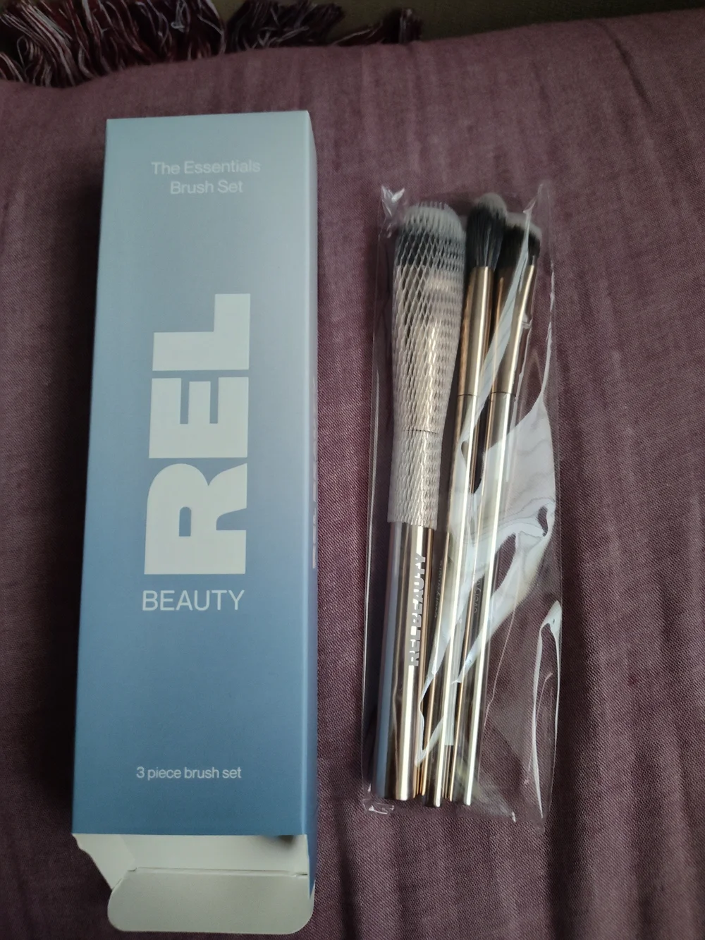 rel beauty three piece